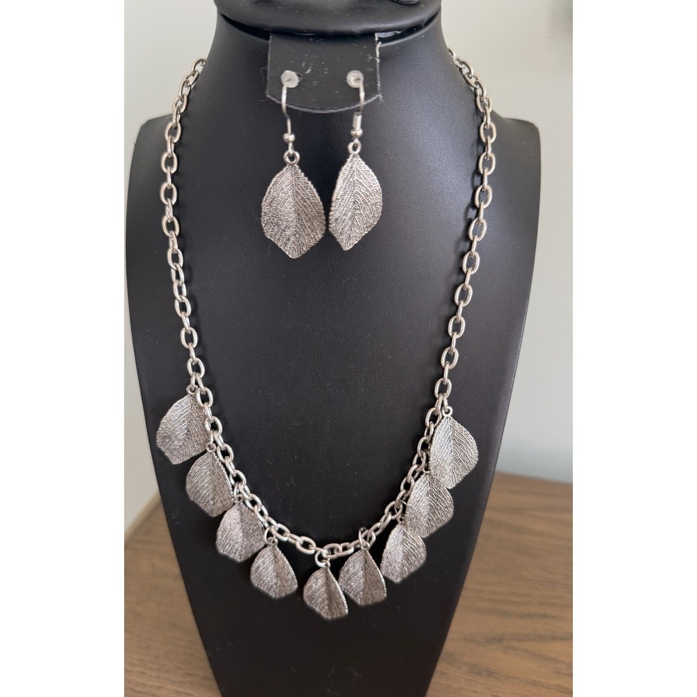 Silver Tone Leaf Charm Necklace Earrings Set Boho Nature Statement Jewelry Gift‎